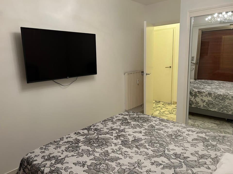 Appartement T2 bord de mer Apartment in Cannes