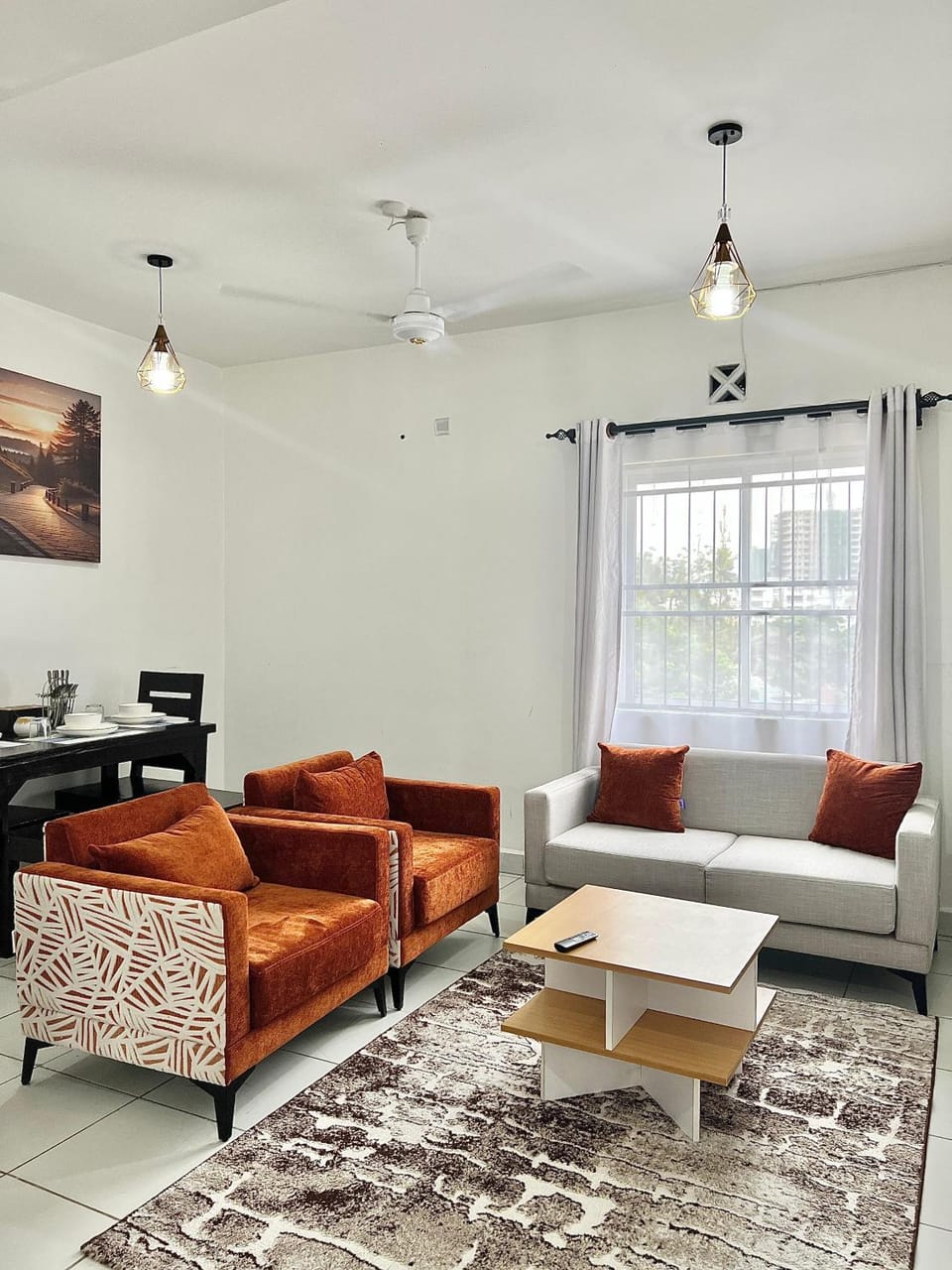 TV and multimedia, Living room, Seating area, Dining area