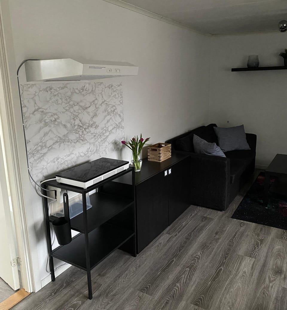 Kitchen or kitchenette, stove, stove, kitchen