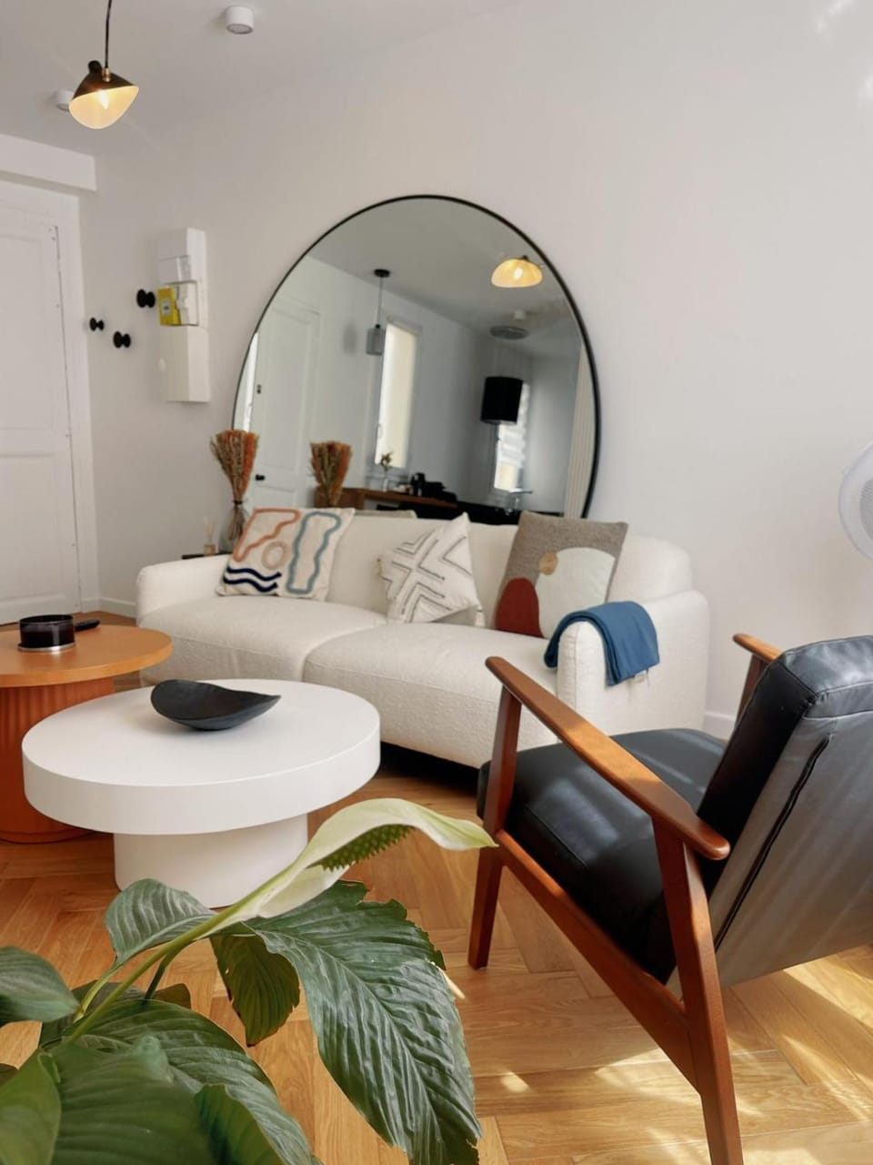 Living room, Seating area