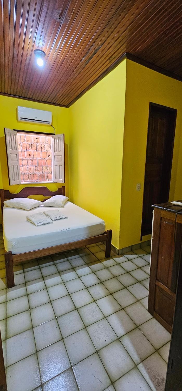 Bed, Photo of the whole room, Bedroom, air conditioner