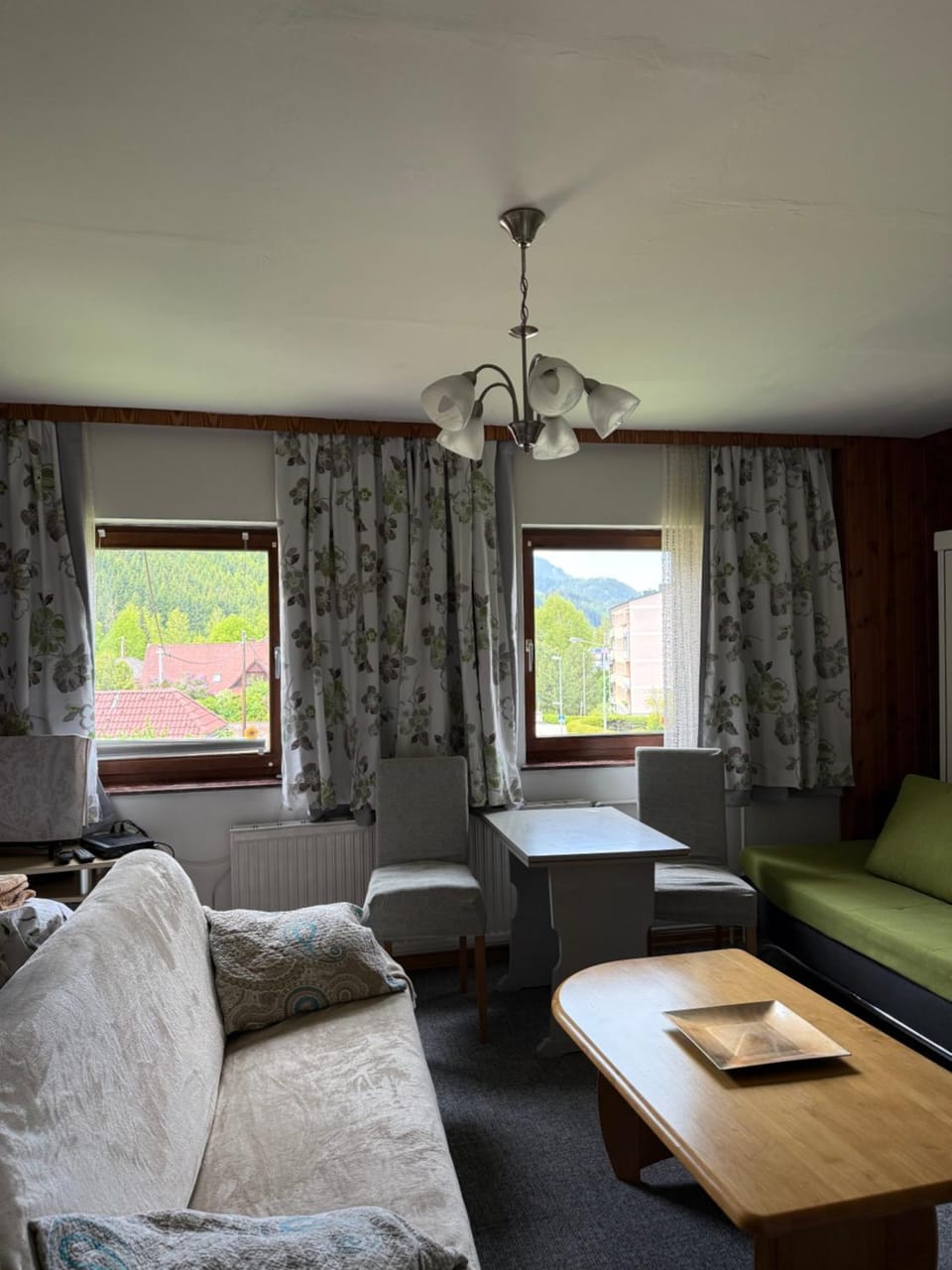 Photo of the whole room