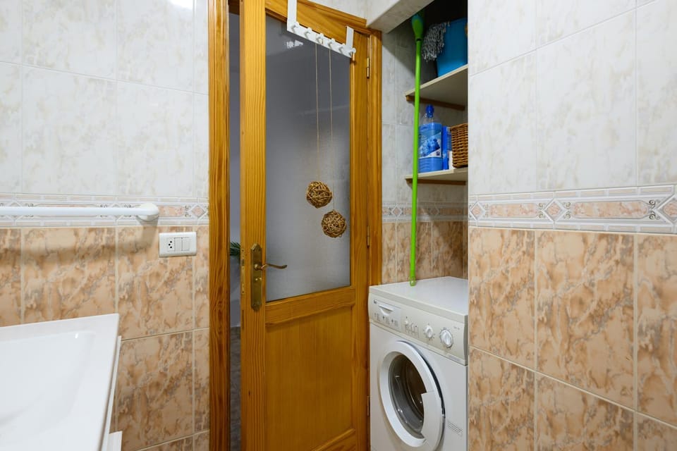 Bathroom, Bath