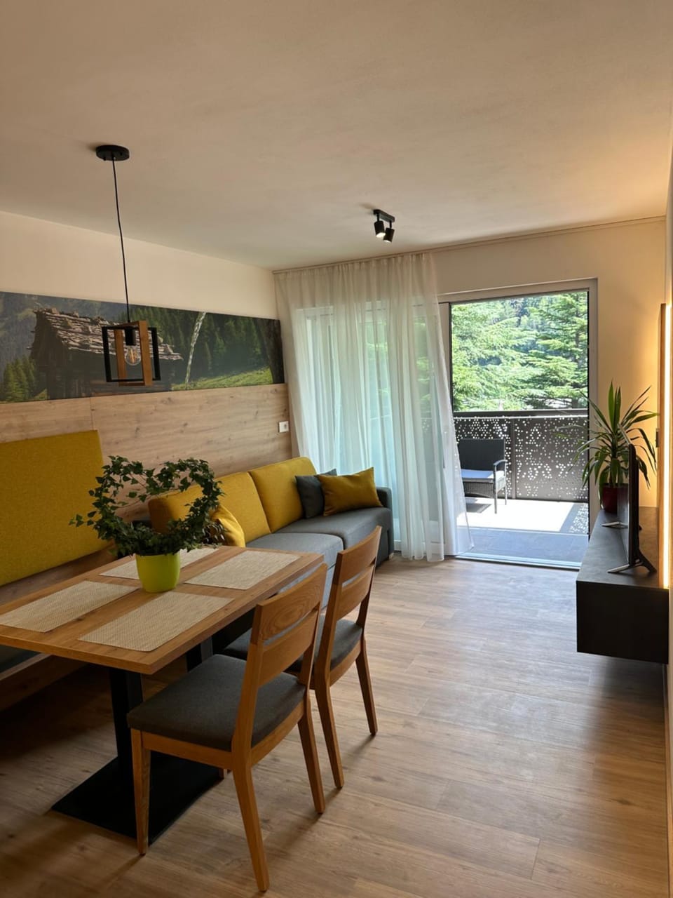 Balcony/Terrace, Living room, Seating area, Dining area