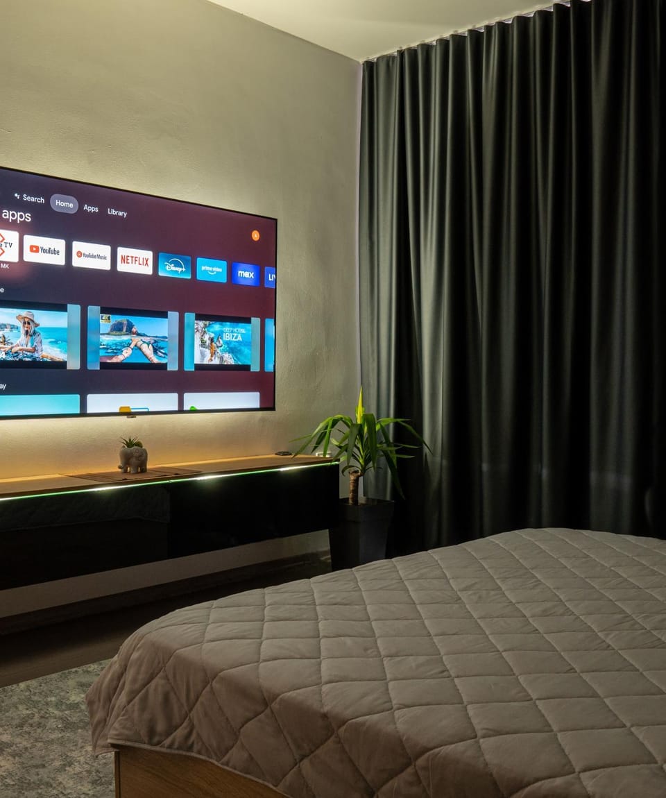 TV and multimedia, Bedroom