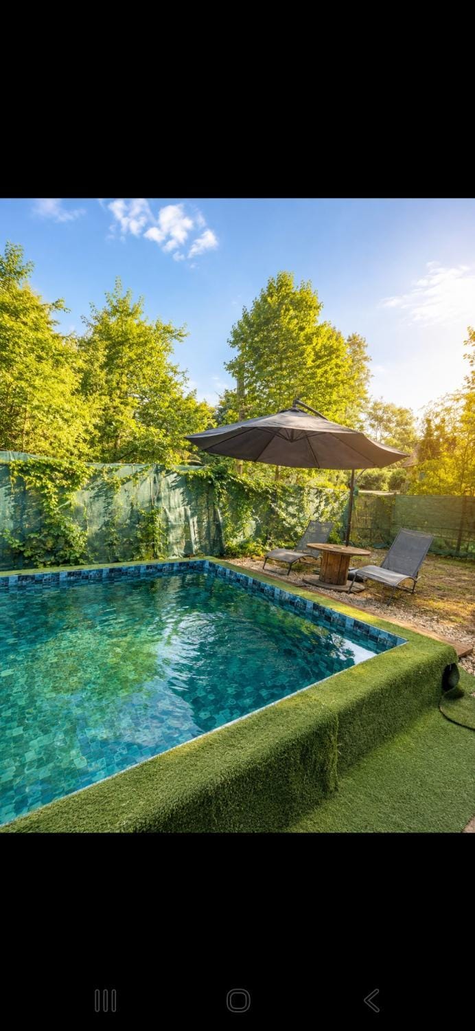 PISCINE PRIVEE HOME Cinéma & Spa en Pleine Nature à 1h de PARIS House in Île-de-France
