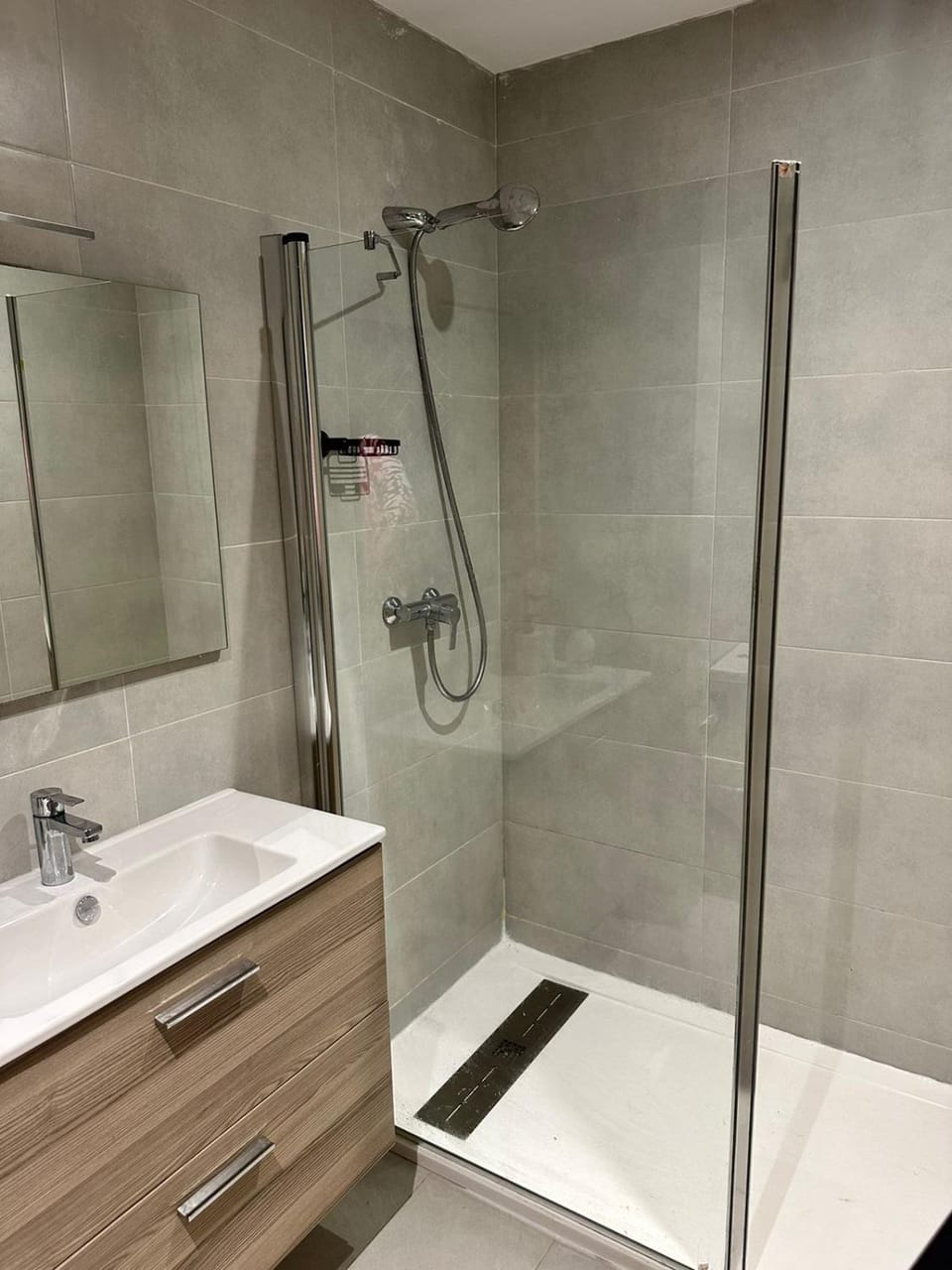 Appartement avec grand jardin et accès direct à la piscine Apartment in Tangier-Tétouan-Al Hoceima