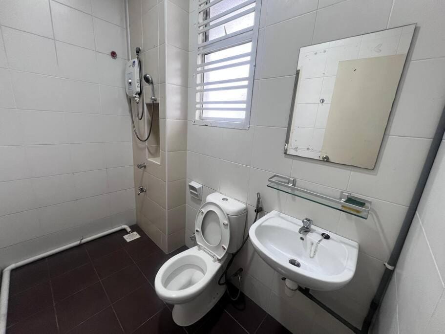 Seri Austin 16 paxs Dato Onn House in Johor Bahru