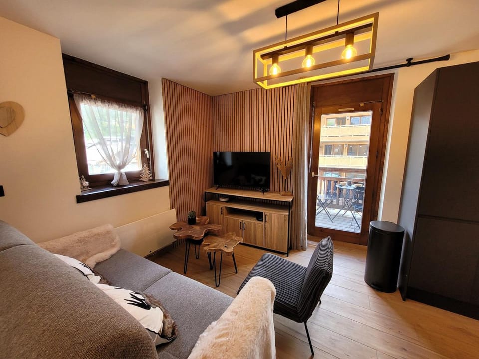 Appartement rénové centre Les Gets, 4 pers, balcon - FR-1-598-174 Apartment in Les Gets