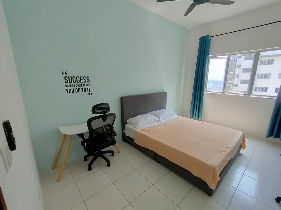 Bed, Photo of the whole room, Bedroom, Garden view