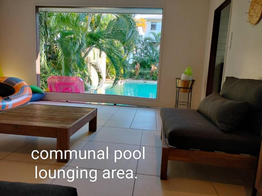 Studio close to Airport, City & Esplanade Apartment in Cairns