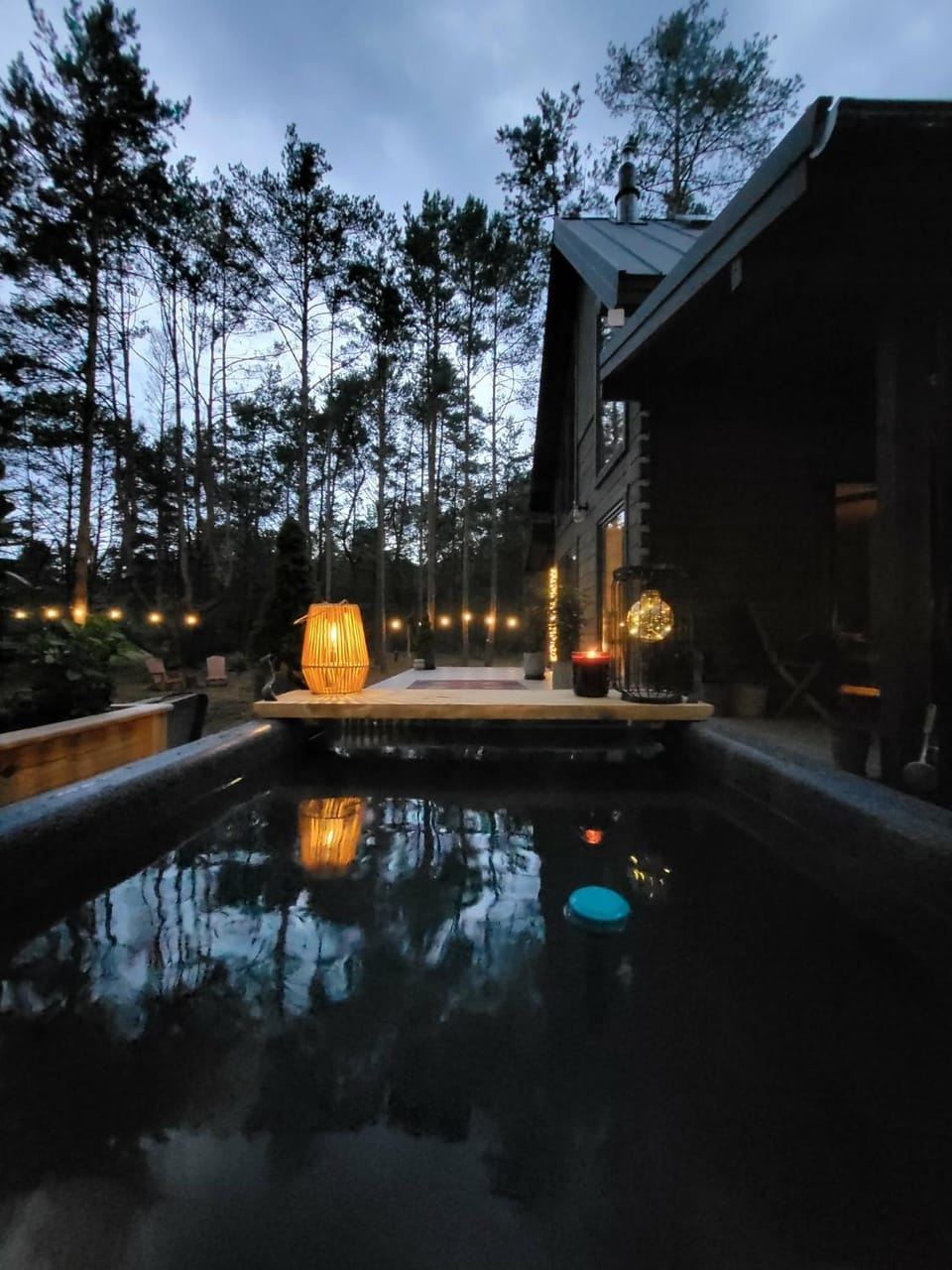 Garden, Hot Tub, Bath