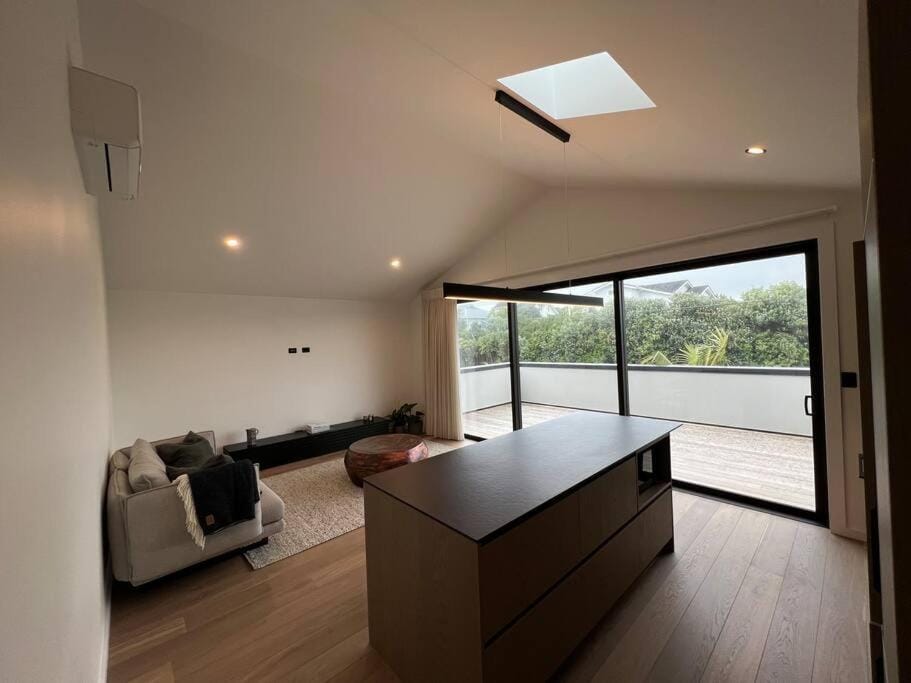The Guest House on Birdwood Villa in New Plymouth