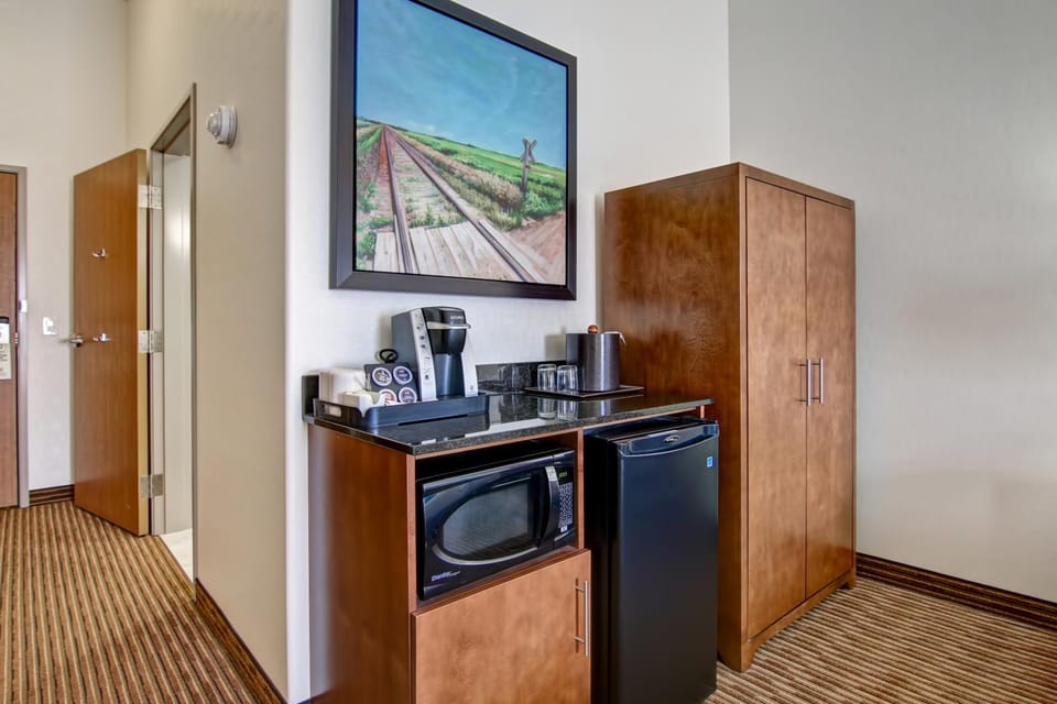 Coffee/tea facilities