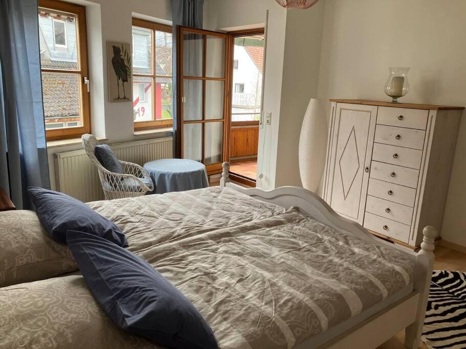 Großzügige, helle 3,5 Zimmer Wohnung Apartment in Albstadt