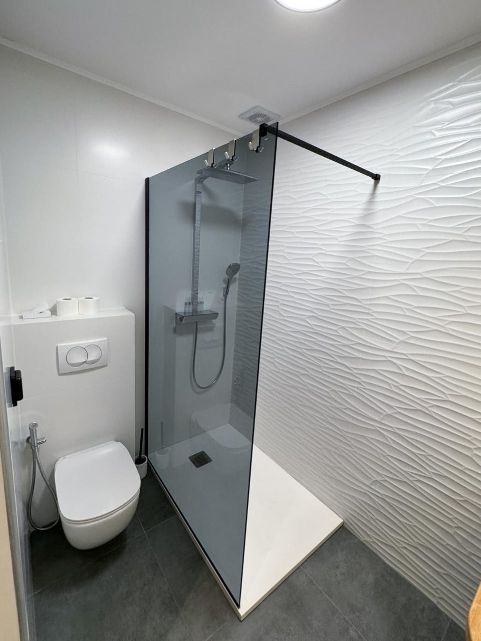 Shower, Toilet, Bathroom