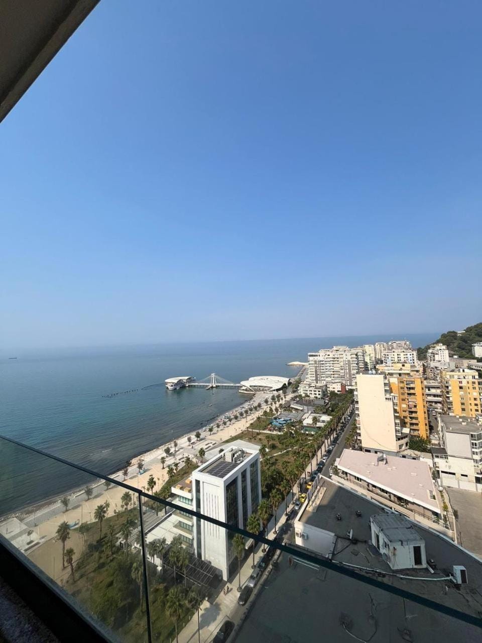 Suite apartment luxury front beach Apartment in Tirana County, Albania