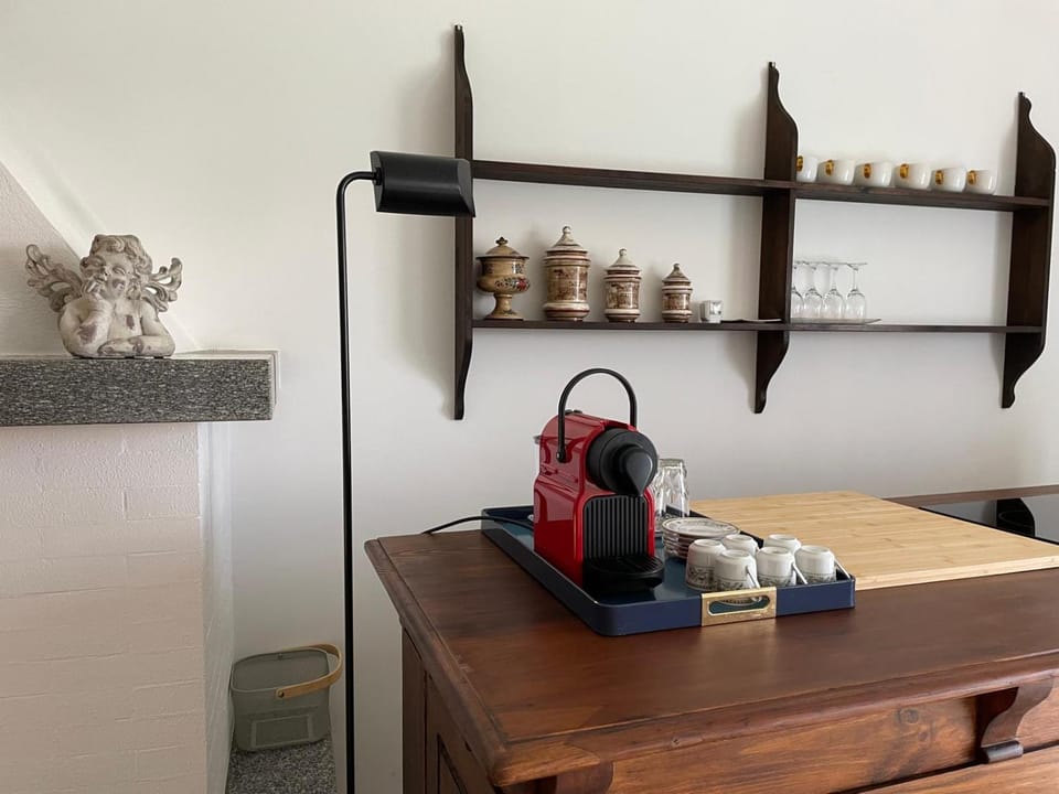 Coffee/tea facilities, Kitchen or kitchenette