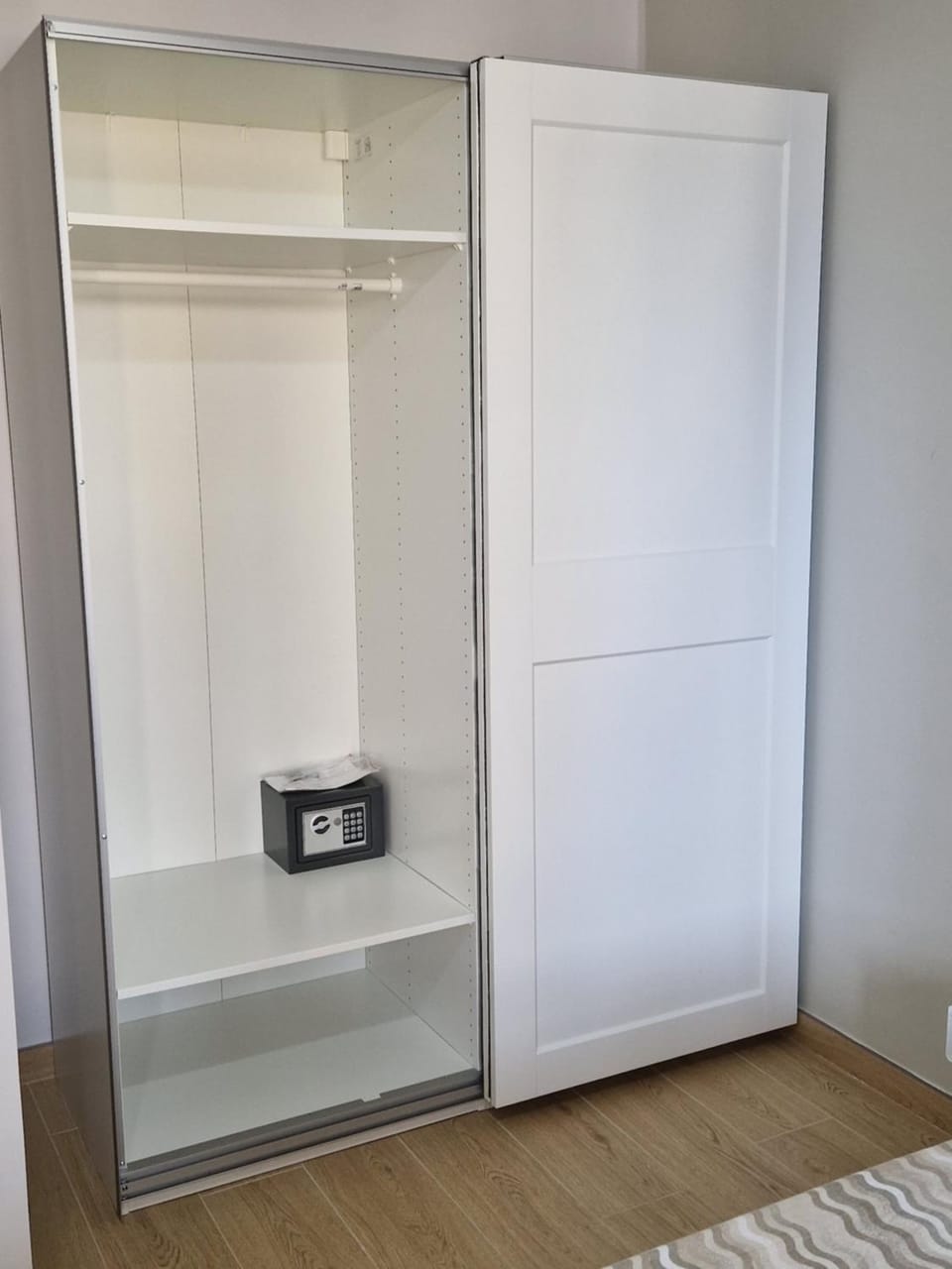 safe, wardrobe