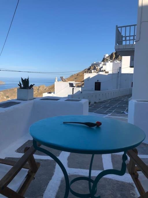 TaVLaDo Cycladic house House in Milos
