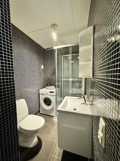 Private room and bathroom in the heart of Drammen Apartment in Viken, Norway