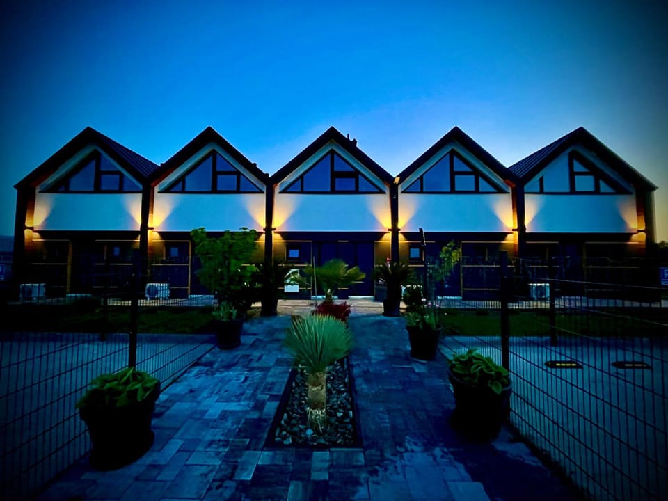 Property building, Night