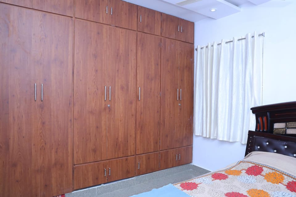 Bed, Photo of the whole room, Bedroom, wardrobe