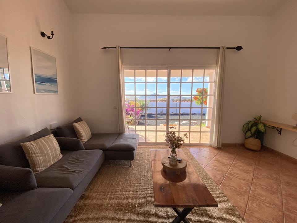 Casa Drago: en el centro de Fuerteventura House in Maxorata