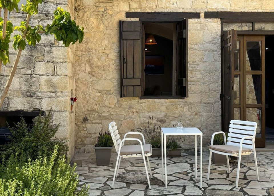Seating area, Inner courtyard view
