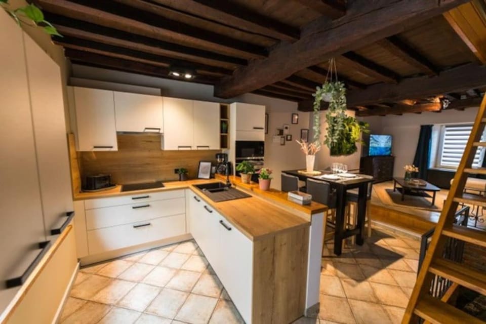 Logement - cottage - hébergement-Couvin, Belgique House in Belgium
