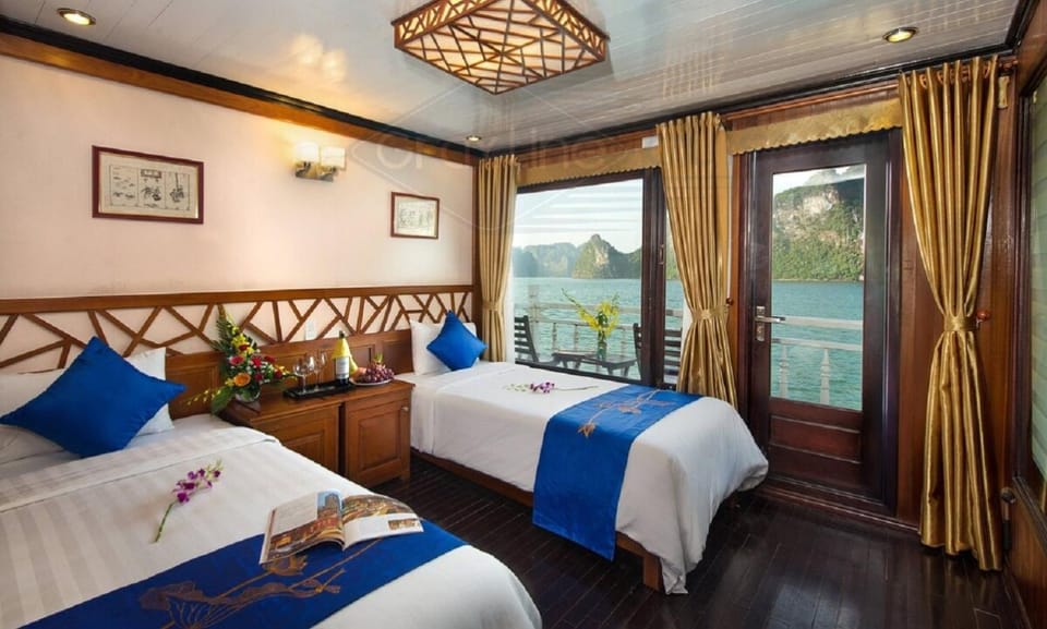 Bed, Mountain view, River view