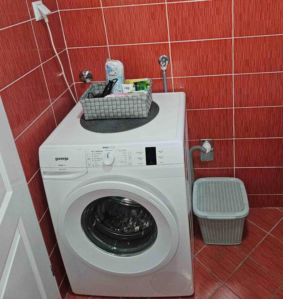hair dryier, washing machine