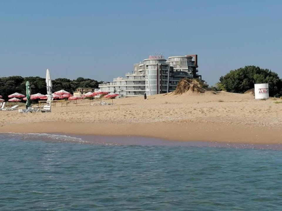 Allure Silver Studio V15 Apartment in Burgas Province
