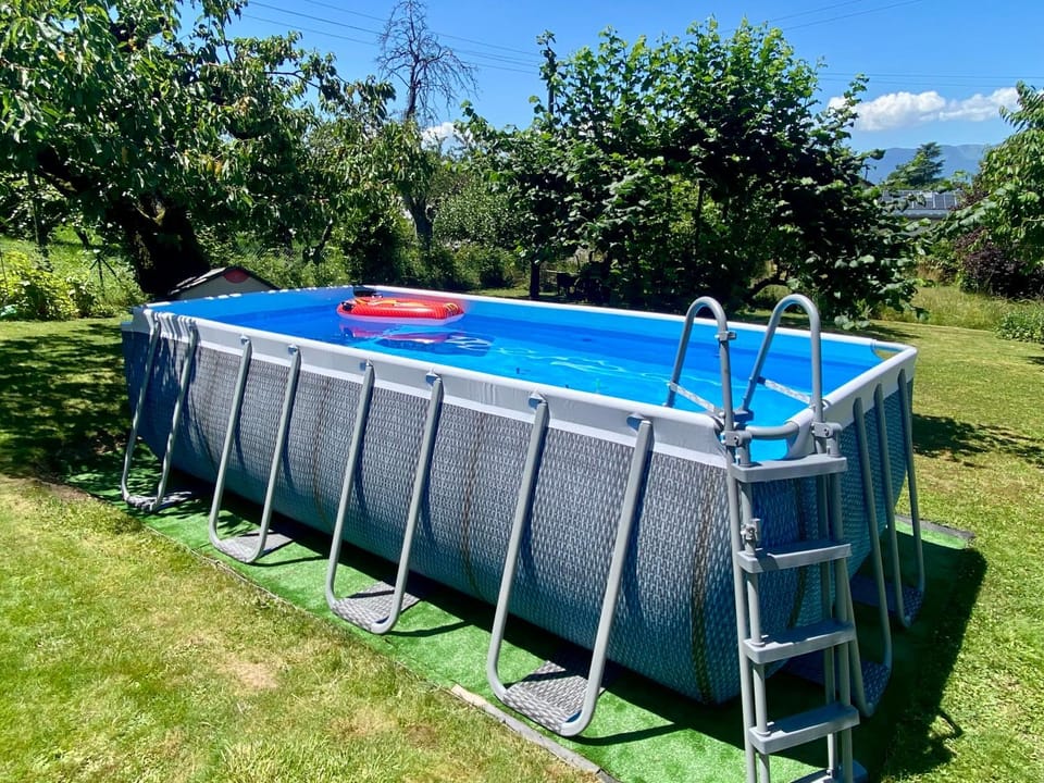 Day, Garden, Garden view, Pool view, Swimming pool, Seasons
