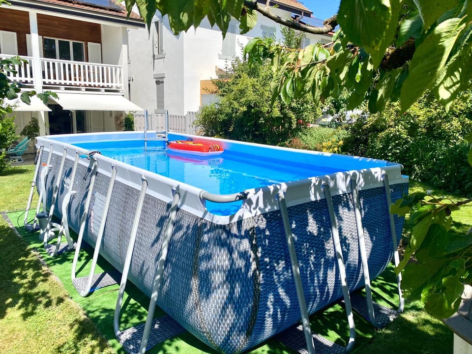 Day, Garden, Garden view, Pool view, Swimming pool, Seasons