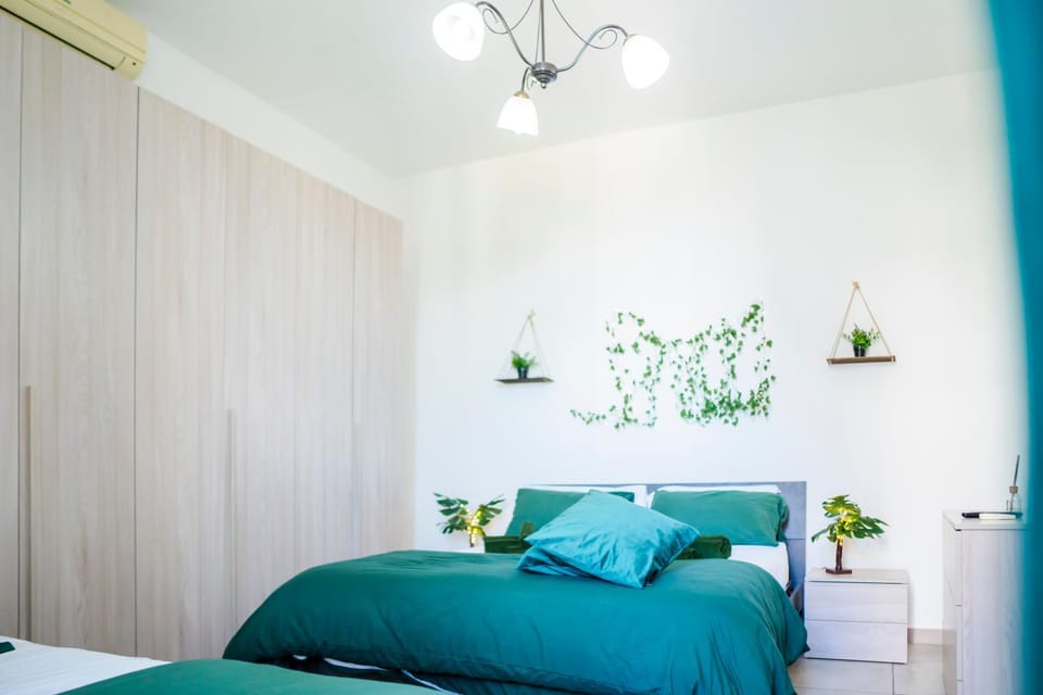 Bedroom, furniture, furniture, locker, locker