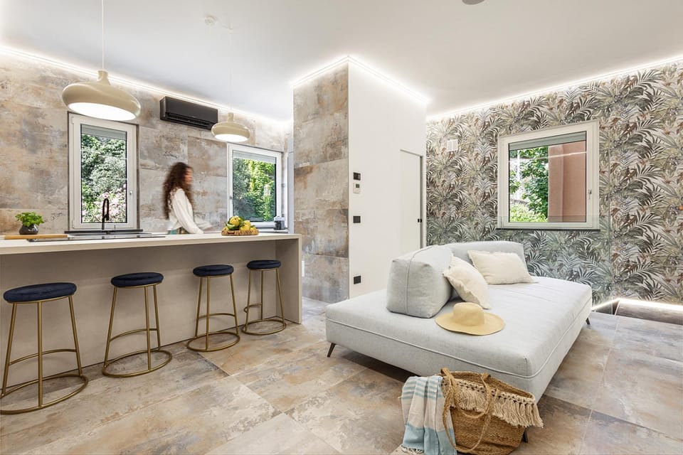 Kitchen or kitchenette, Living room, Dining area