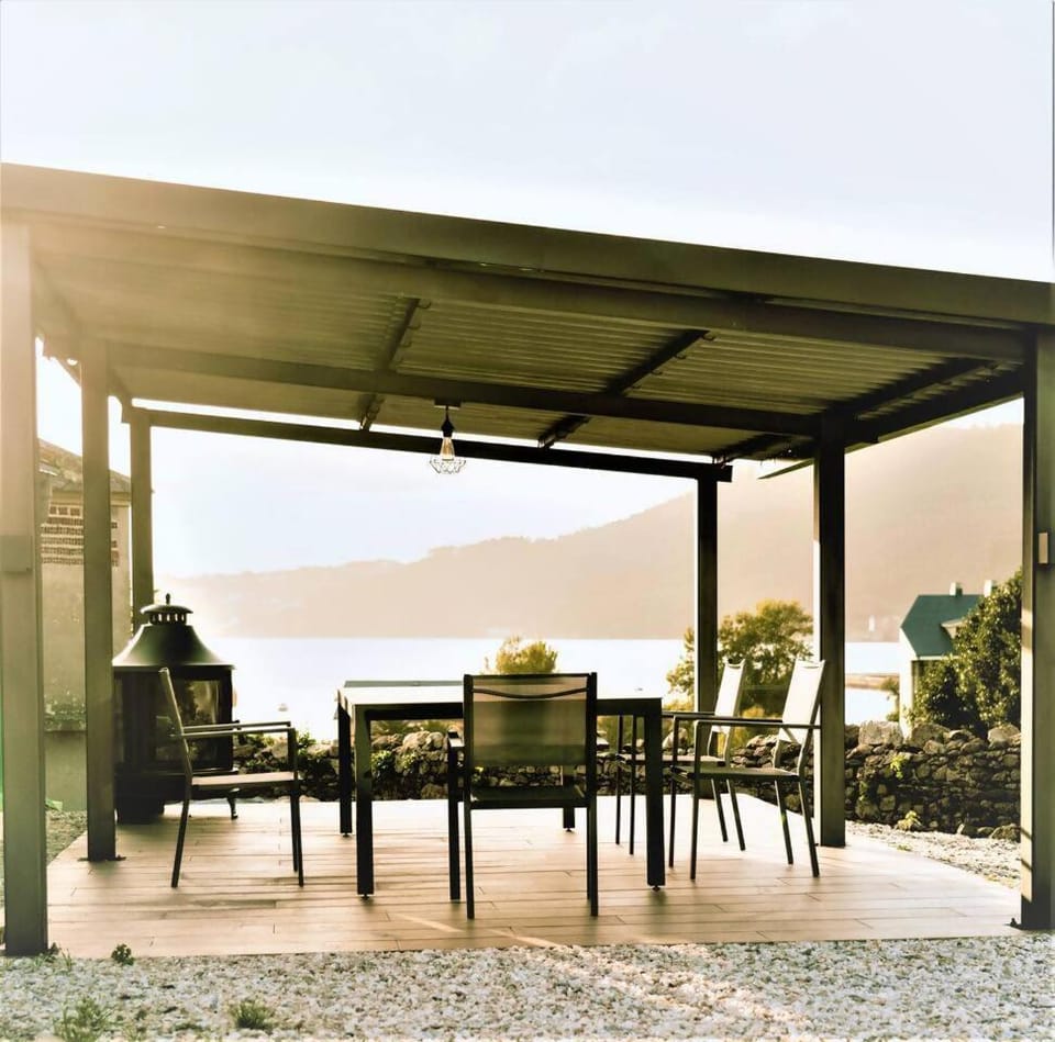 West of Livinggaliciabeach House in A Mariña Occidental