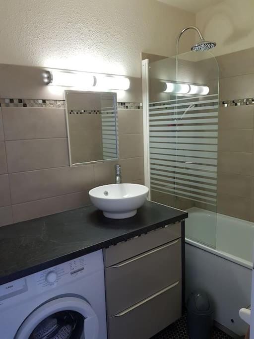 LE PATIO -PLAGE vue mer ,Normandie,Juno Beach Apartment in Courseulles-sur-Mer