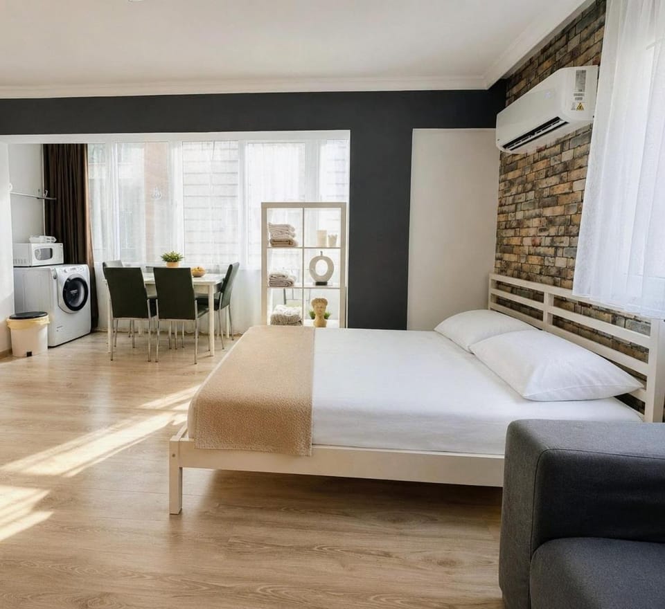 Luxury and Comfort in Central Alsancak Perfect for Groups or Families Apartment in Izmir