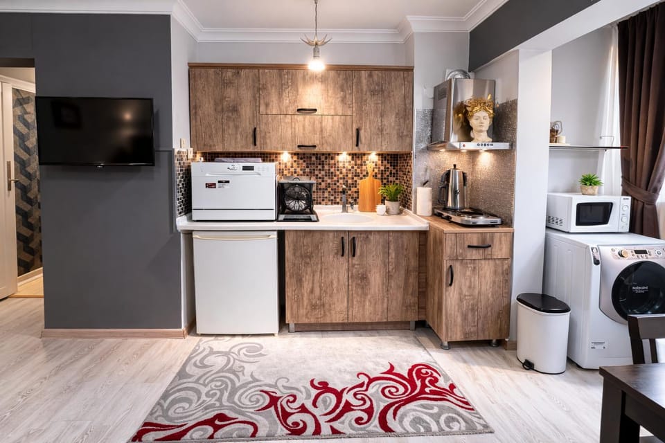 Luxury and Comfort in Central Alsancak Perfect for Groups or Families Apartment in Izmir