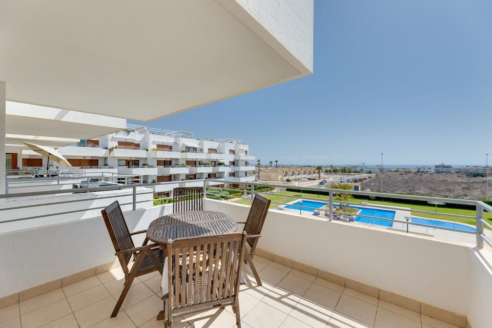 Balcony/Terrace, Pool view, Sea view