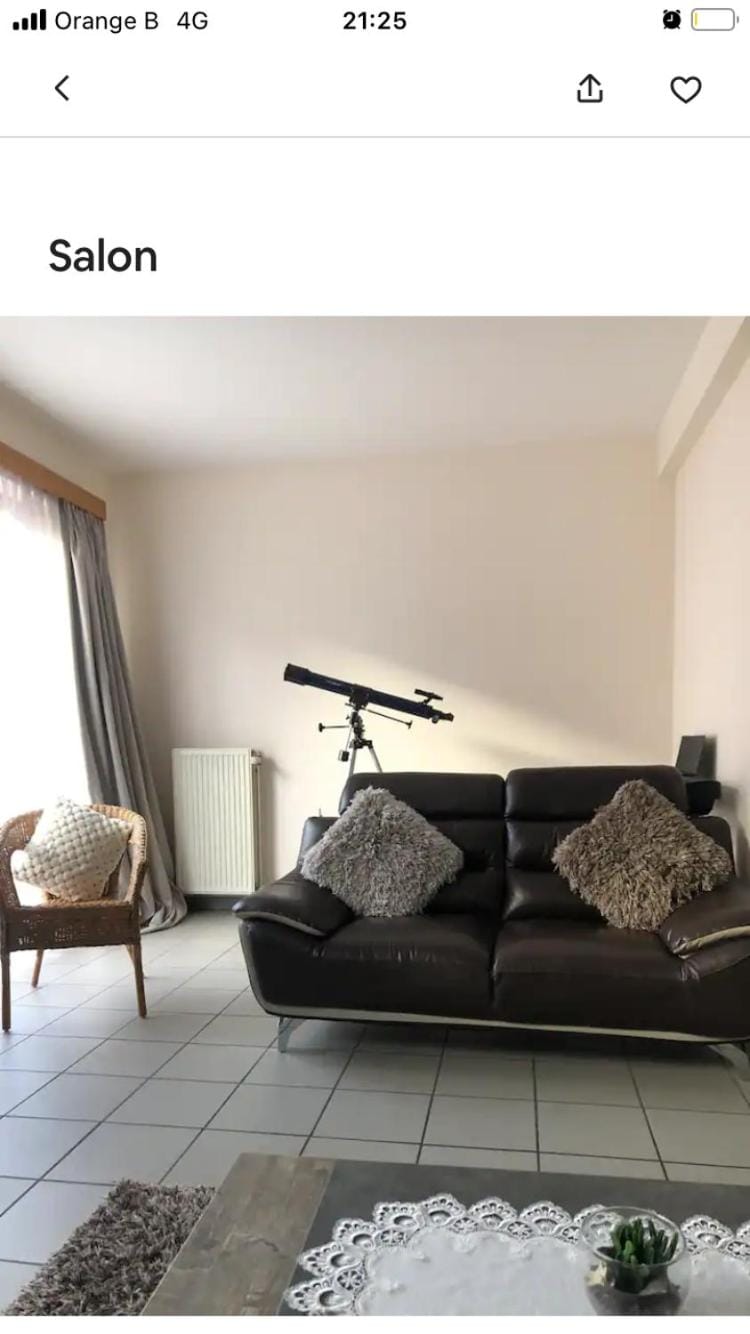Chambre privée dans une grande maison Vacation rental in Flanders