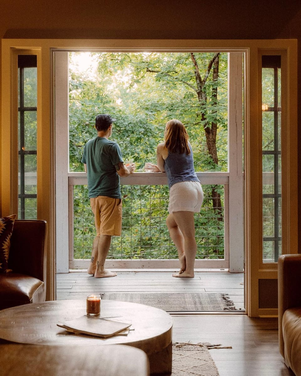 Hygge Blue Chalet - Close to all attractions - XL Hot Tub House in Pigeon Forge