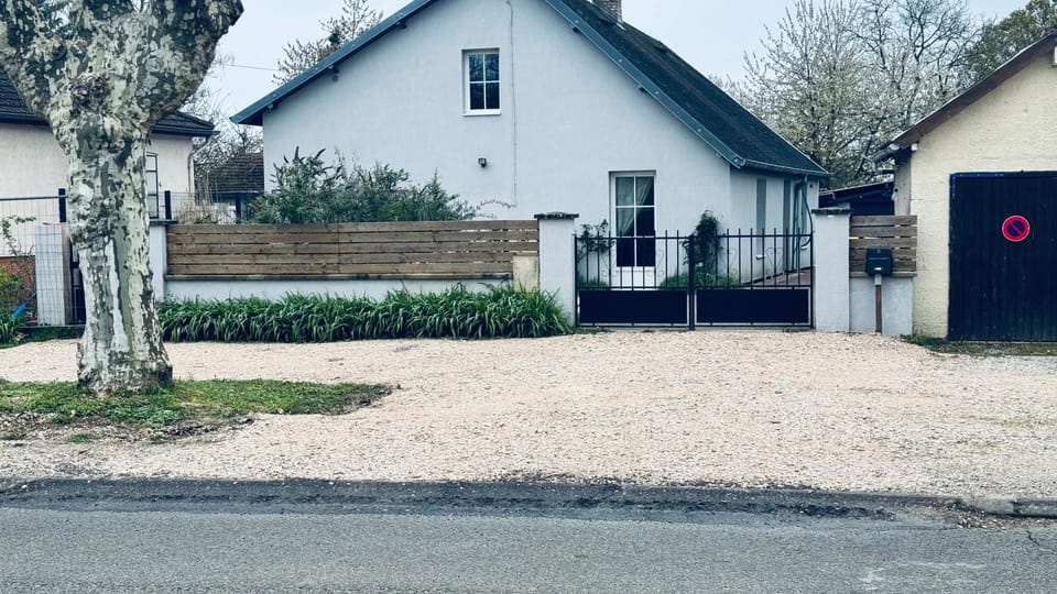 Maison 110 m2 - 3 chambres - 7 couchages - 5 min Dole House in Jura