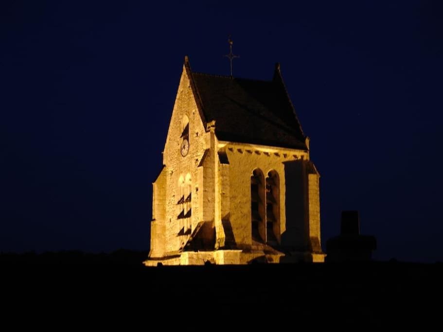 Ecogîte Les jours heureux Chalo House in Île-de-France
