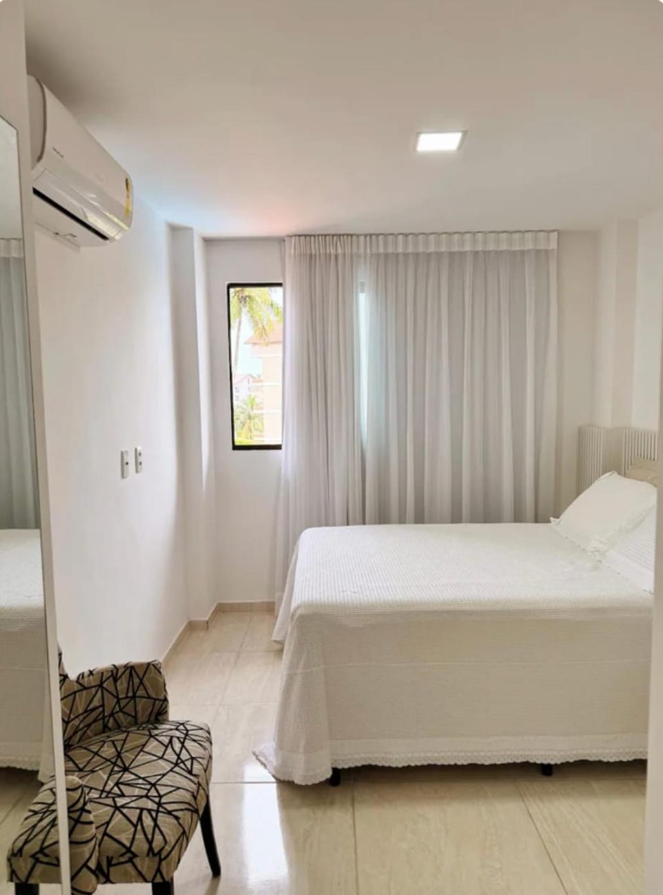 Bed, Bedroom, air conditioner, air conditioner