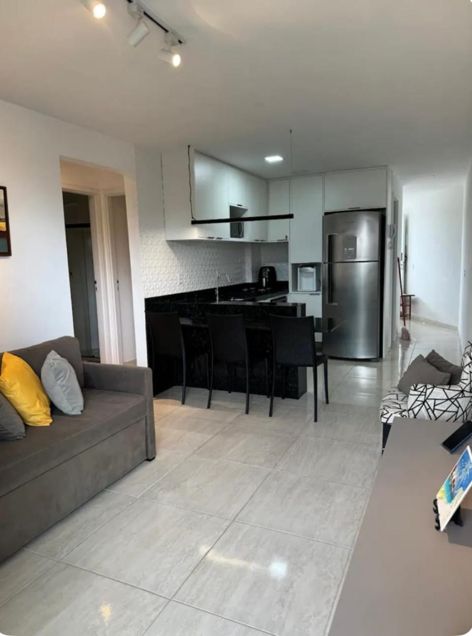 Communal lounge/ TV room, TV and multimedia, Living room