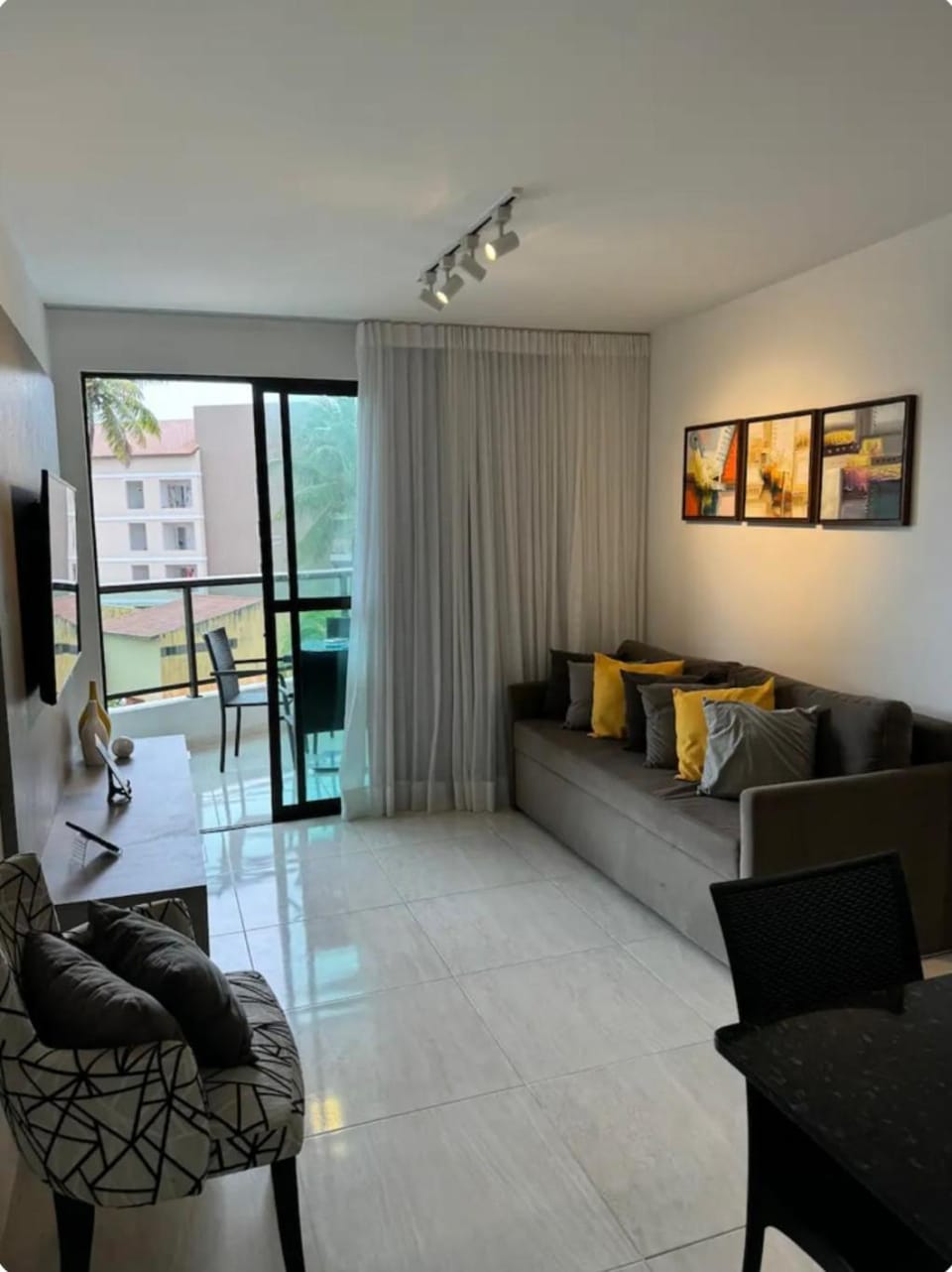 Communal lounge/ TV room, TV and multimedia, Living room