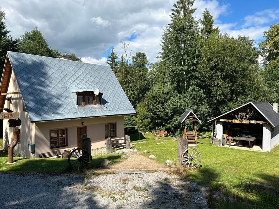 Property building, Garden
